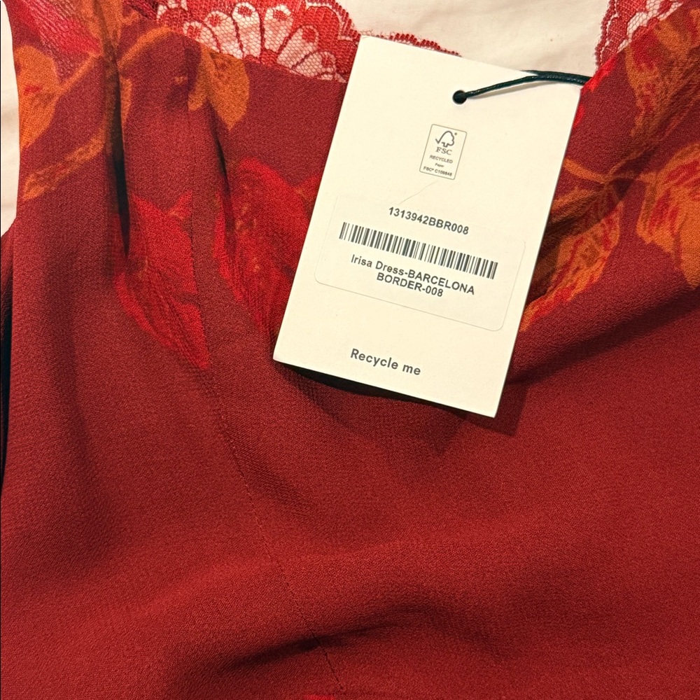 REFORMATION DRESSES NEW - Picture 3 of 7